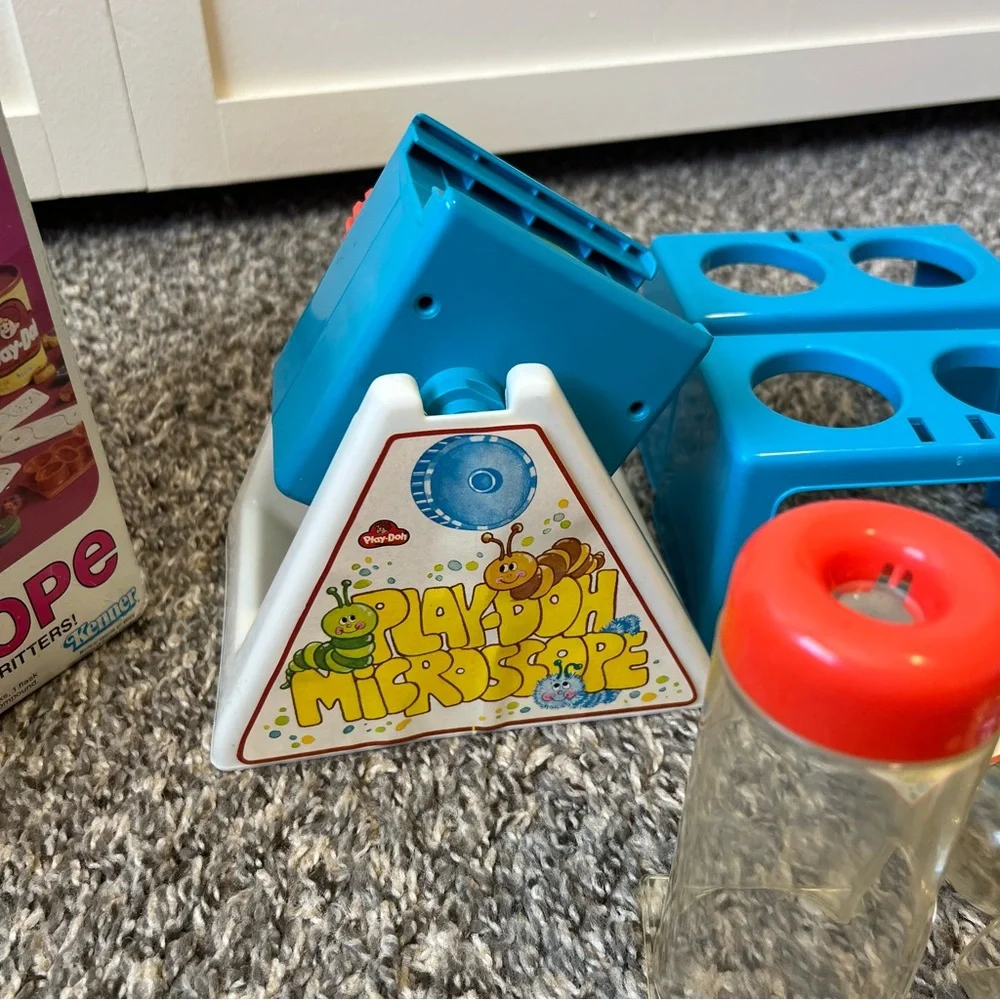 Play-doh Vintage 1980 Microscope Crank Out Crazy Critters In Box Set Kenner‎